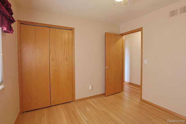 43428 Hartwick Drive, Sterling Heights, MI 48313