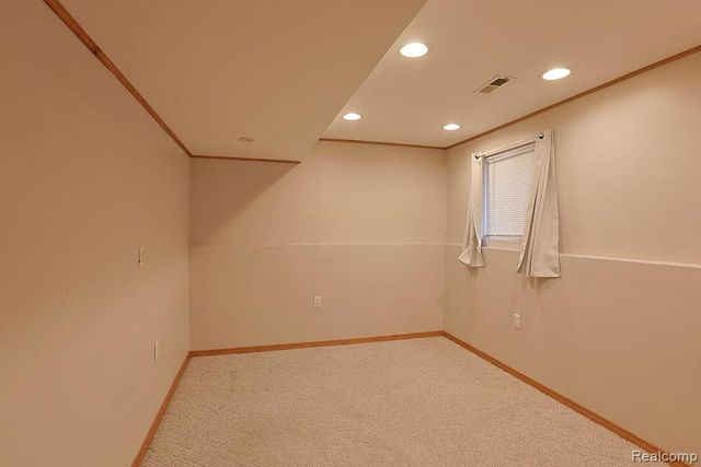 43428 Hartwick Drive, Sterling Heights, MI 48313