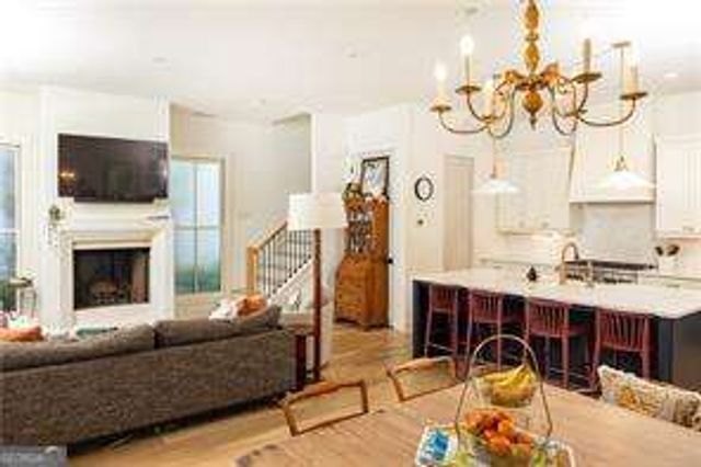 205 Kelmscott Lane, Fayetteville, GA 30214