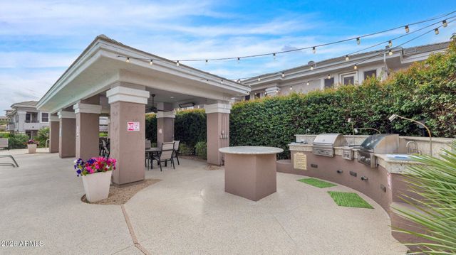 15221 N CLUBGATE Drive 2123, Scottsdale, AZ 85254