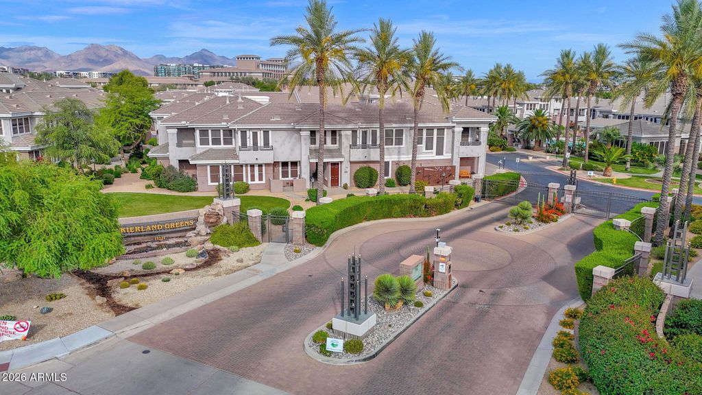 15221 N CLUBGATE Drive 2123, Scottsdale, AZ 85254