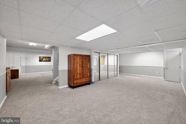 19 DOWNING LN, Voorhees, NJ 08043