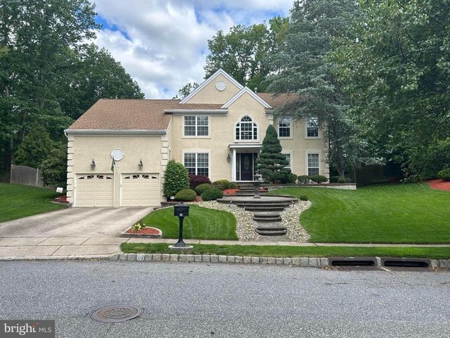 19 DOWNING LN, Voorhees, NJ 08043