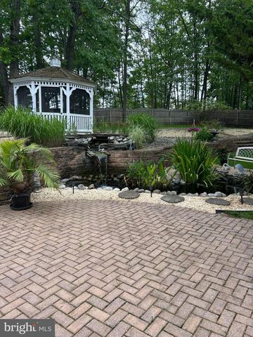 19 DOWNING LN, Voorhees, NJ 08043