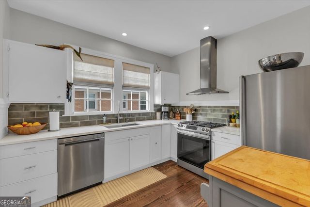 1530 E 51st Street, Savannah, GA 31404