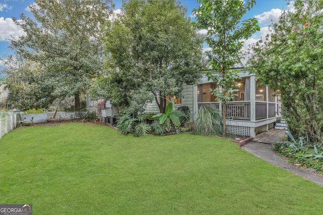 1530 E 51st Street, Savannah, GA 31404