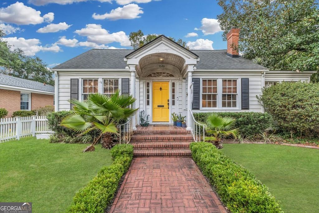 1530 E 51st Street, Savannah, GA 31404
