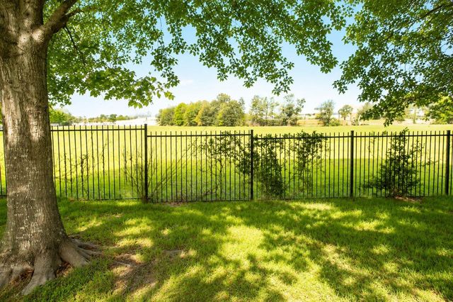 303 Burris Park Dr Drive, Spring, TX 77373