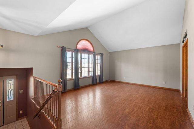 639 N Rueth Drive, Griffith, IN 46319