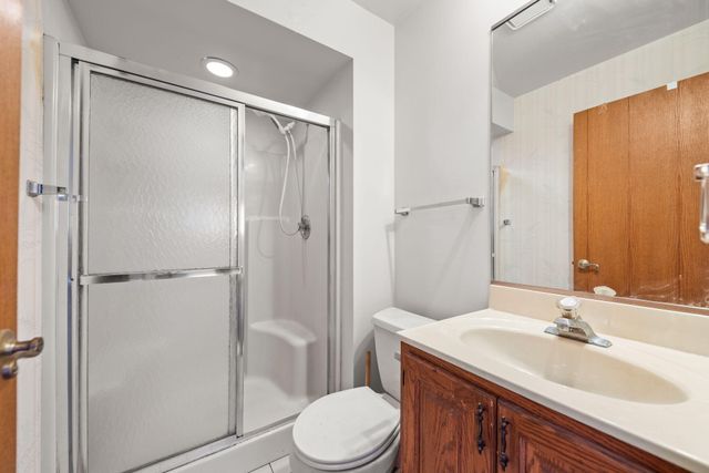 639 N Rueth Drive, Griffith, IN 46319