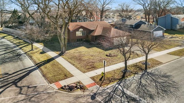 639 N Rueth Drive, Griffith, IN 46319