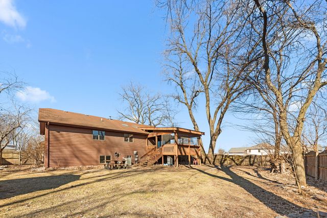 639 N Rueth Drive, Griffith, IN 46319