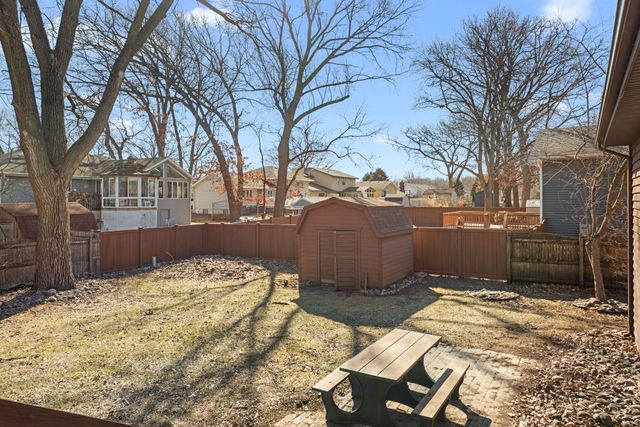 639 N Rueth Drive, Griffith, IN 46319