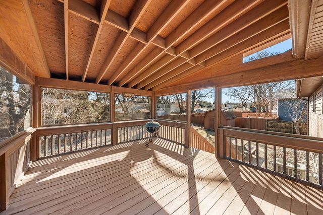 639 N Rueth Drive, Griffith, IN 46319