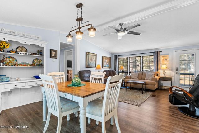 308 Ridgewood Drive NW, Calabash, NC 28467