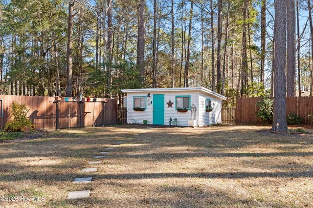 308 Ridgewood Drive NW, Calabash, NC 28467