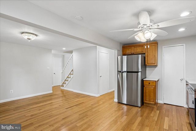 10400 CAPEHART CT, Gaithersburg, MD 20886