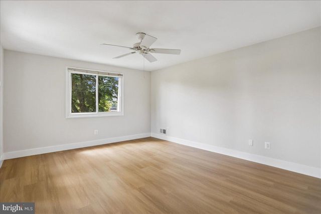10400 CAPEHART CT, Gaithersburg, MD 20886