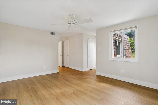 10400 CAPEHART CT, Gaithersburg, MD 20886