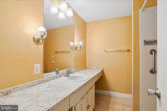 10400 CAPEHART CT, Gaithersburg, MD 20886