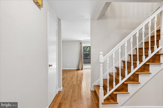 10400 CAPEHART CT, Gaithersburg, MD 20886