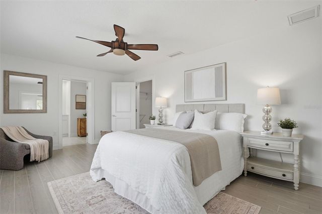 7172 S SHORE DRIVE S, St Petersburg, FL 33707