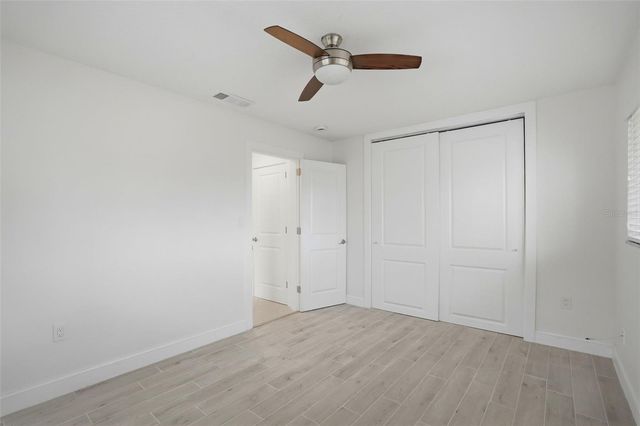 7172 S SHORE DRIVE S, St Petersburg, FL 33707