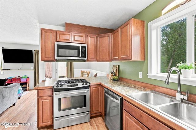 3166 N Tamarak Avenue, Wasilla, AK 99654