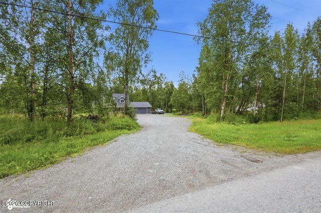 3166 N Tamarak Avenue, Wasilla, AK 99654