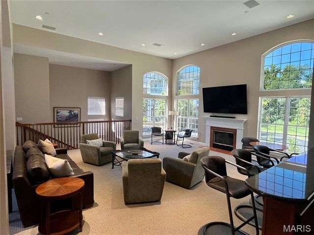 13115 Mill Crossing Court 300, St Louis, MO 63141