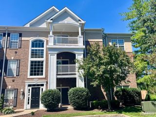 13115 Mill Crossing Court 300, St Louis, MO 63141