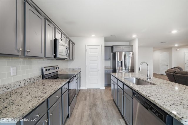 15220 Cypress Way, Biloxi, MS 39532