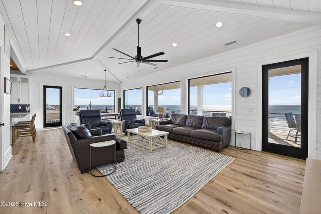 1423 N Shore Drive, Surf City, NC 28445