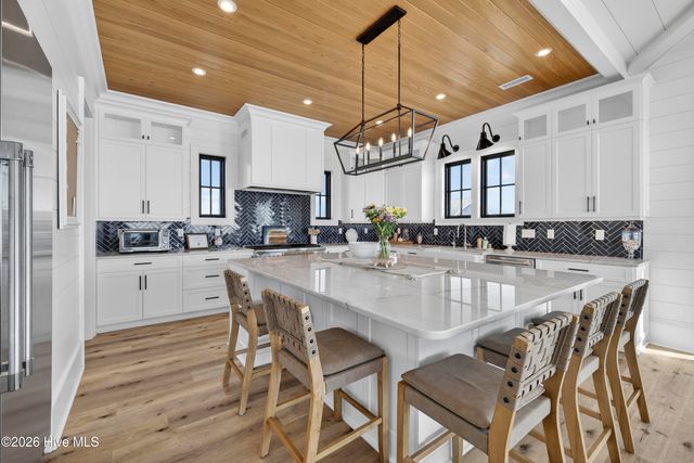 1423 N Shore Drive, Surf City, NC 28445