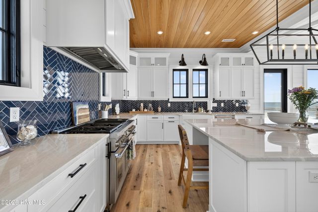 1423 N Shore Drive, Surf City, NC 28445