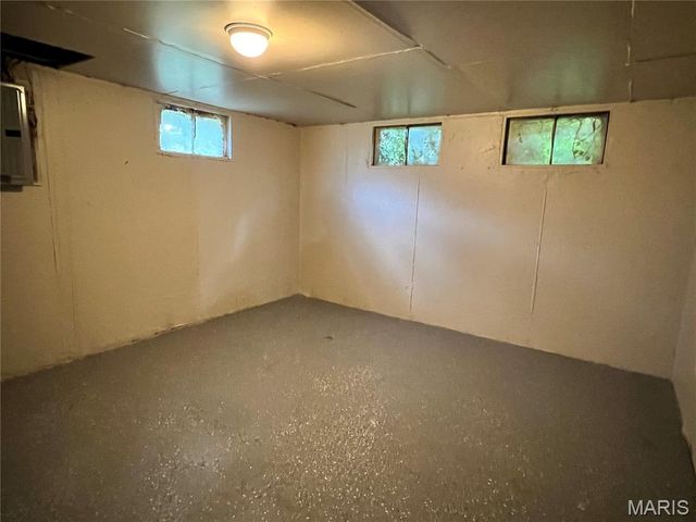 1311 Claudine Drive, St Louis, MO 63138