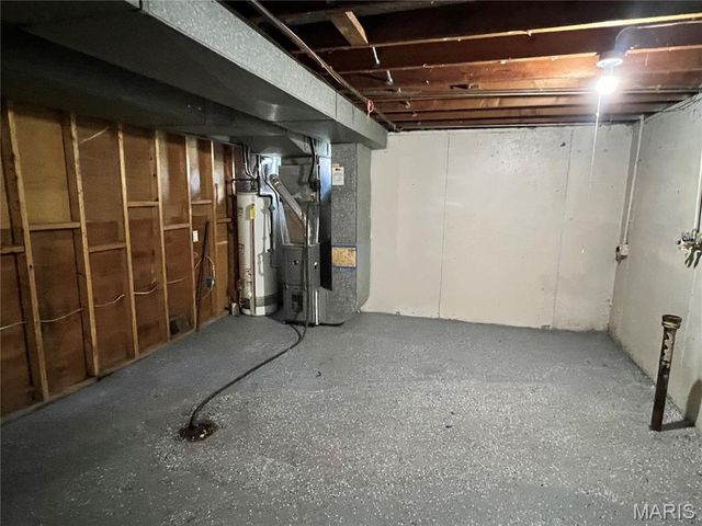 1311 Claudine Drive, St Louis, MO 63138