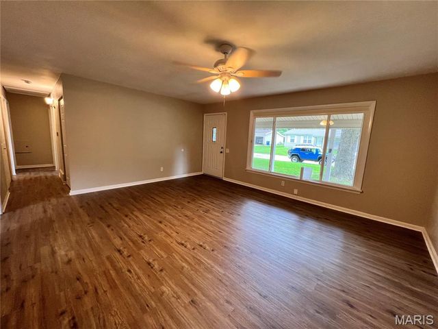 1311 Claudine Drive, St Louis, MO 63138