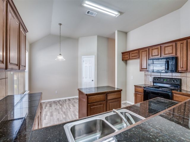 7127 Sierra Way, Dallas, TX 75241