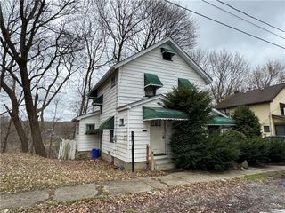722 Neshannock Blvd, New Castle/2nd, PA 16101