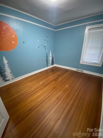 299 Thirteenth Street, Cramerton, NC 28032