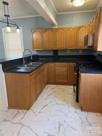 299 Thirteenth Street, Cramerton, NC 28032