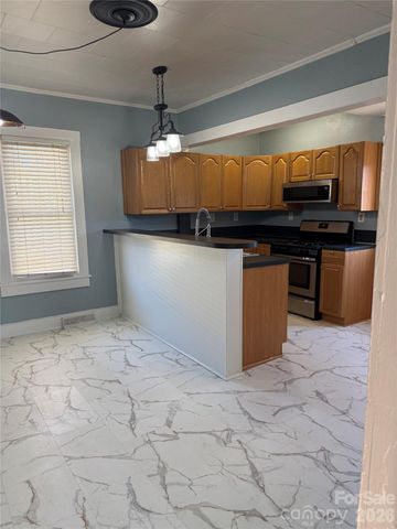 299 Thirteenth Street, Cramerton, NC 28032