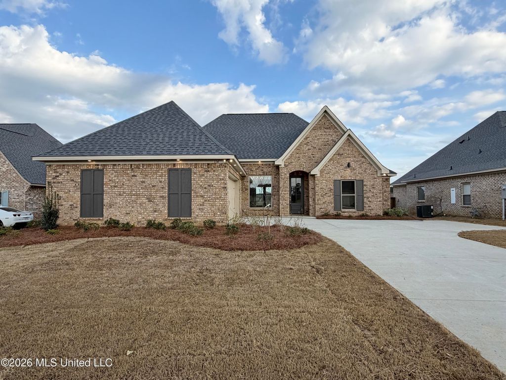 1114 Old Court Crossing, Flowood, MS 39232