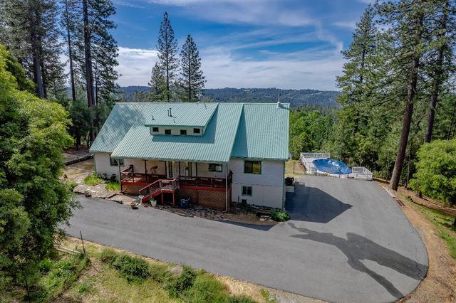 3150 Stope Dr, Placerville, CA 95667