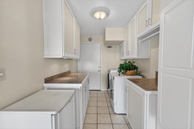 3150 Stope Dr, Placerville, CA 95667