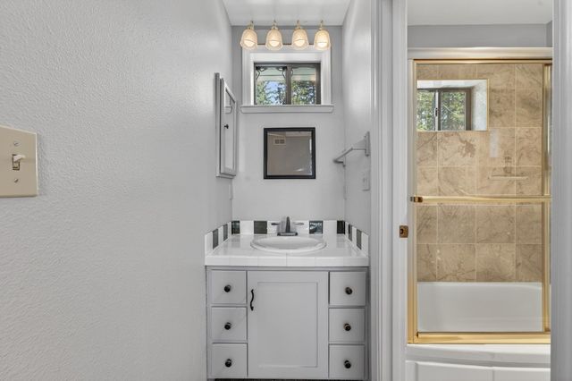 3150 Stope Dr, Placerville, CA 95667