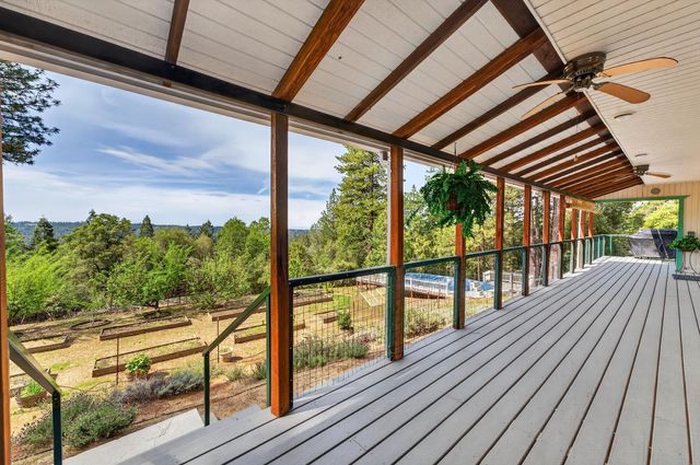 3150 Stope Dr, Placerville, CA 95667