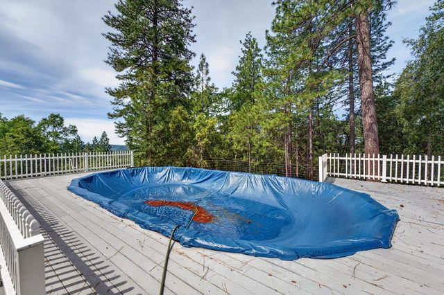 3150 Stope Dr, Placerville, CA 95667