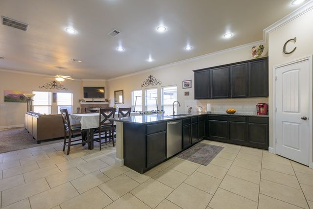 807 E 98th St., Odessa, TX 79765